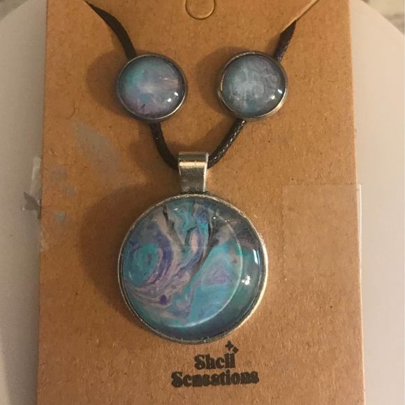 Hand painted necklace and earring set blue pink black colors - Picture 4 of 4